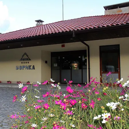 Borika צ'פלארה