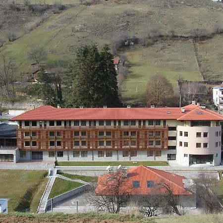 Borika 4* צ'פלארה